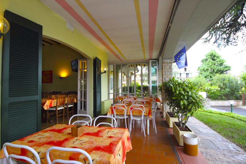 Albergo La Quiete Desenzano del Garda Buitenkant foto