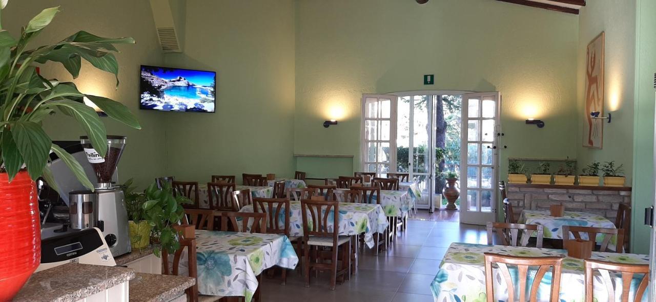 Albergo La Quiete Desenzano del Garda Buitenkant foto